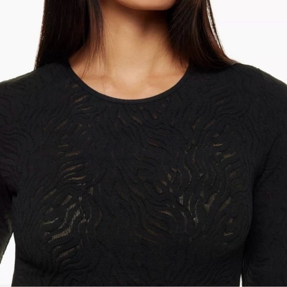 Babaton Black Shapelace Textured Long Sleeve Bodysuit Women’s Size M - Picture 7 of 11